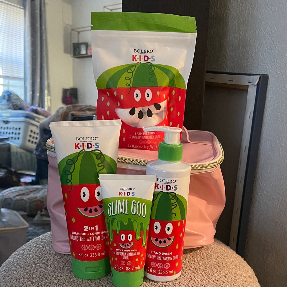 Kids Watermelon Bath Set - Red and Green